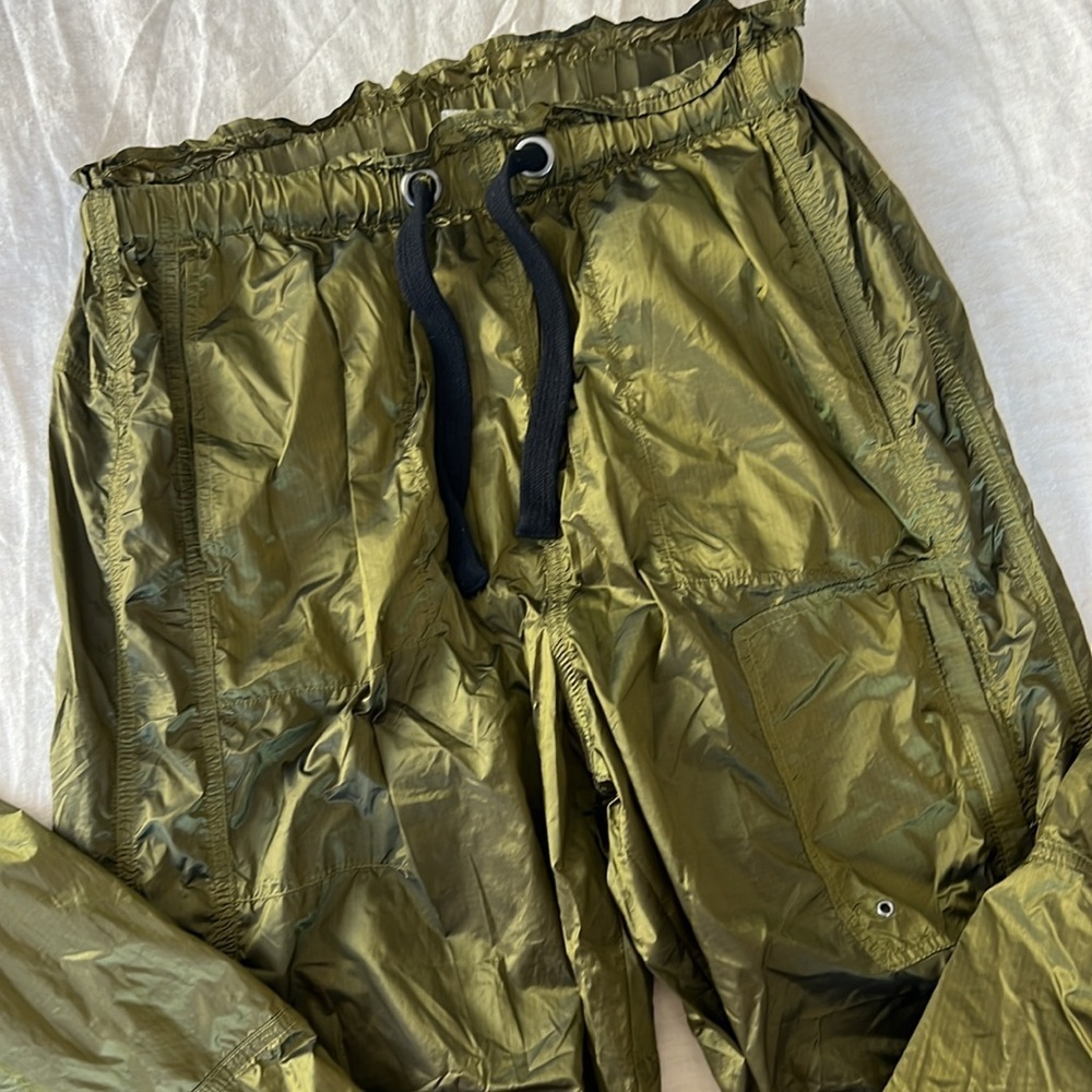 FP Movement Back to the Future Metallic Green Lightweight Parachute Pants XS - Picture 8 of 10